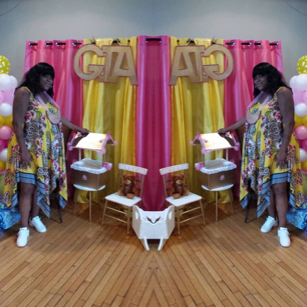 Meet your Posher, Nakia